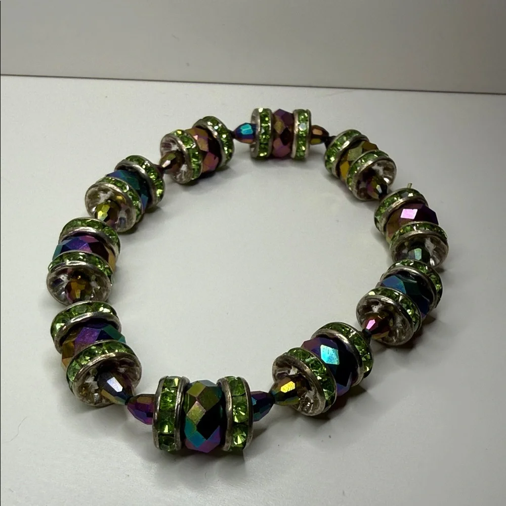 Vintage stretch bracelet Beaded faceted oil slick peridot color rhinestones